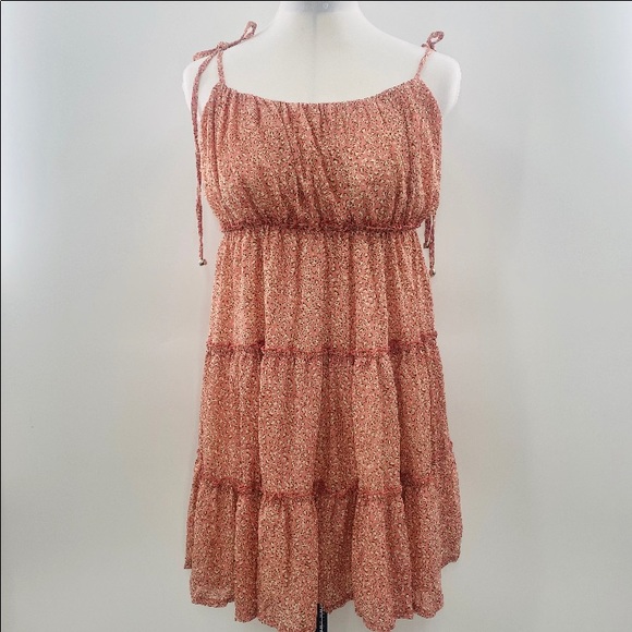 Pink Ruffled spaghetti strap Dress - Picture 2 of 8